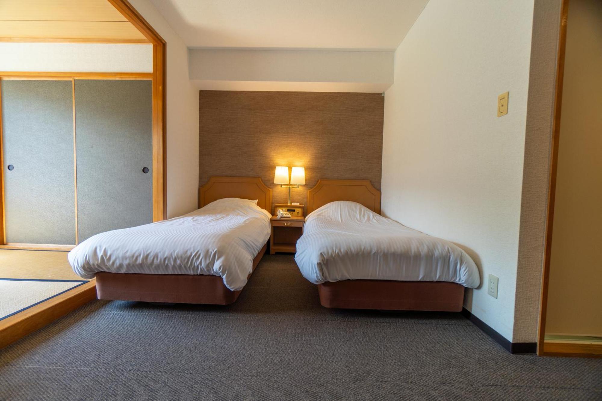 Hakuba Panorama Hotel Exterior photo